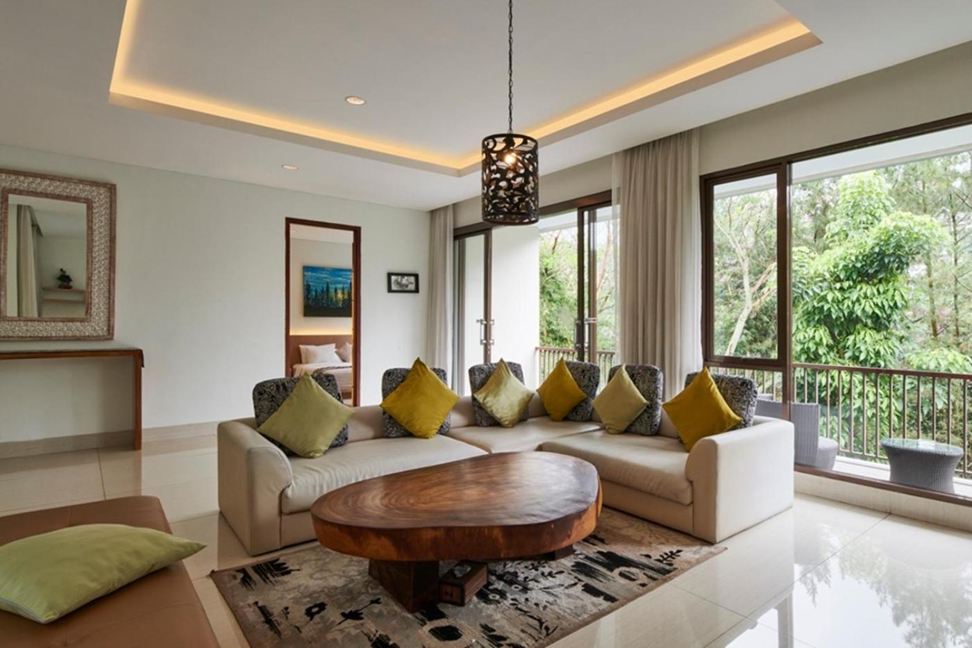 Hikari Hill View Villa 7 Bedrooms With A Private Swimming Pool And Billiard Bandung Eksteriør bilde