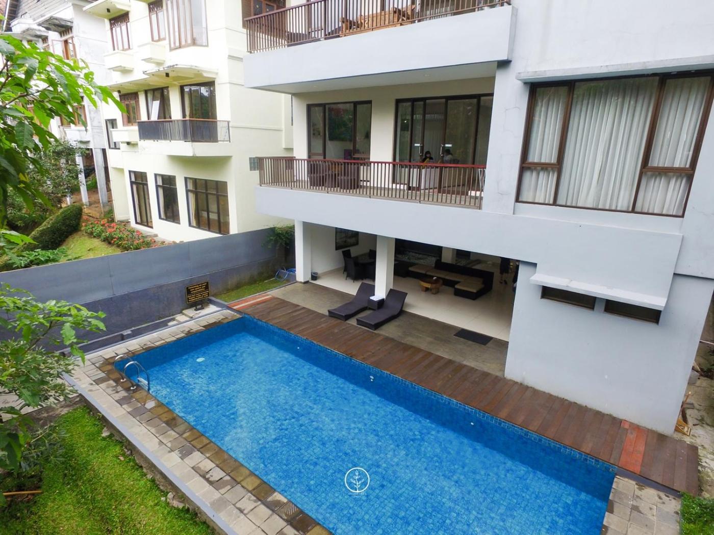 Hikari Hill View Villa 7 Bedrooms With A Private Swimming Pool And Billiard Bandung Eksteriør bilde
